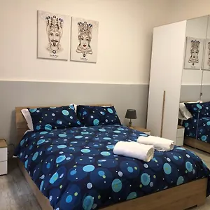 la-casa-del-catania.sicilyhotelsitaly.net/