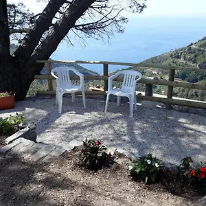 chez-il-pino.hotelitalianriviera.com/